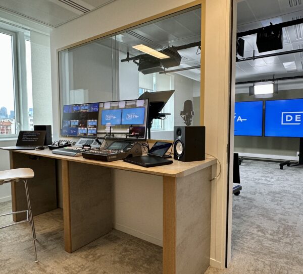 régie studio TV d'entreprise