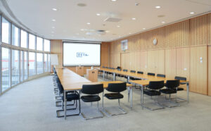 Exemple d'installation audiovisuelle Deya